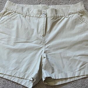 Vineyard Vines Performance Womens Shorts Off White 16
